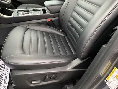 2024 Ford Edge, $27998. Photo 12