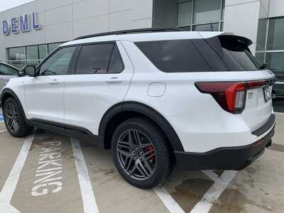 2026 Ford Explorer, $49998. Photo 3