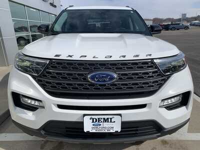 2023 Ford Explorer, $28998. Photo 5