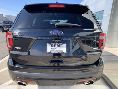 2017 Ford Explorer, $15998. Photo 6