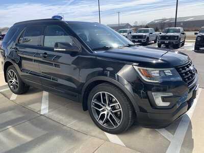 2017 Ford Explorer, $15998. Photo 7
