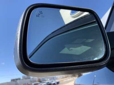 2017 Ford Explorer, $15998. Photo 9