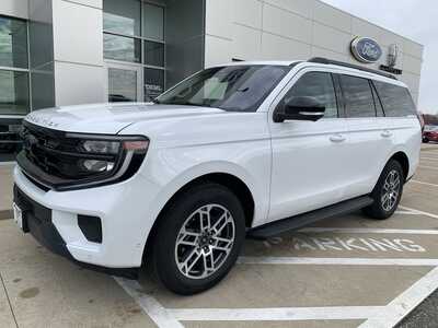 2025 Ford Expedition, $59998. Photo 2