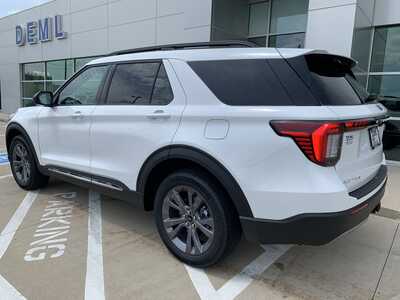 2025 Ford Explorer, $38998. Photo 3