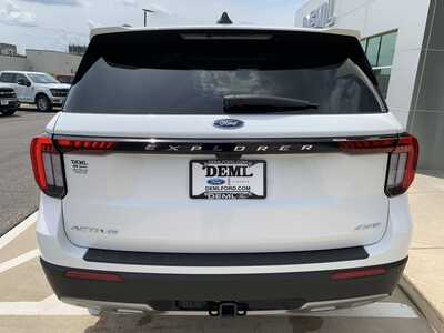 2025 Ford Explorer, $38998. Photo 6