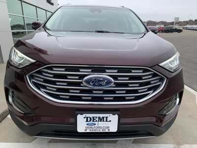 2019 Ford Edge, $14998. Photo 5
