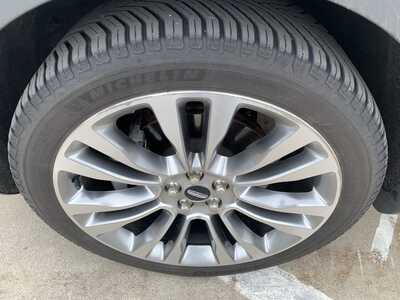 2018 Lincoln MKX, $16998. Photo 10