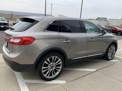 2018 Lincoln MKX, $16998. Photo 8