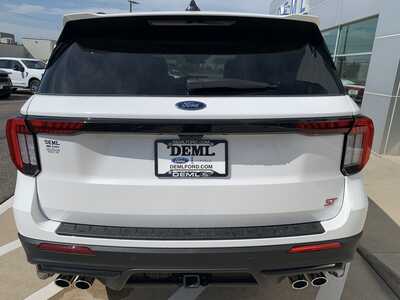 2026 Ford Explorer, $57574. Photo 6