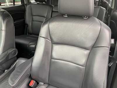 2019 Honda Pilot, $20998. Photo 11
