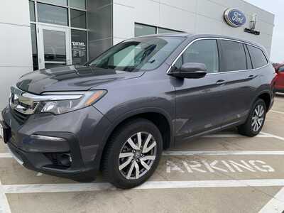 2019 Honda Pilot, $20998. Photo 2