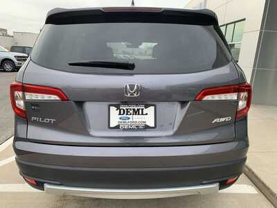 2019 Honda Pilot, $20998. Photo 6