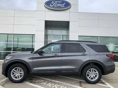 2026 Ford Explorer, $39498. Photo 4