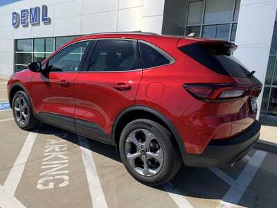 2025 Ford Escape, $24998. Photo 3