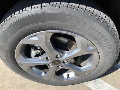 2025 Ford Escape, $24998. Photo 7