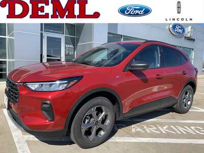 2025 Ford Escape, $24998. Photo 1