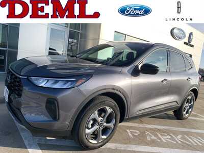 2025 Ford Escape, $24998. Photo 1