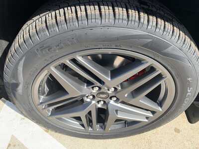 2026 Ford Explorer, $49066. Photo 7