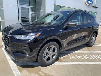 2025 Ford Escape, $24999. Photo 2
