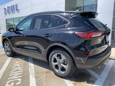 2025 Ford Escape, $24999. Photo 3