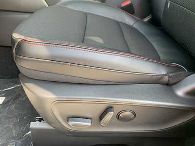 2023 Ford Escape, $23999. Photo 11