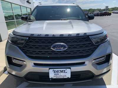 2023 Ford Explorer, $32999. Photo 5
