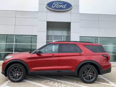 2026 Ford Explorer, $49021. Photo 4