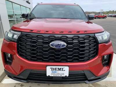 2026 Ford Explorer, $49021. Photo 5