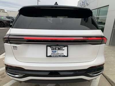 2026 Lincoln Nautilus, $68998. Photo 6