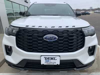 2026 Ford Explorer, $48999. Photo 5