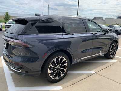 2024 Lincoln Nautilus, $46999. Photo 8