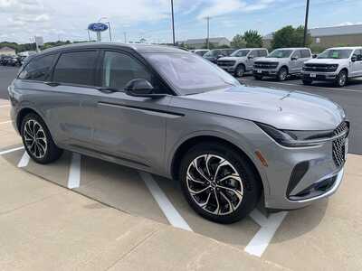 2025 Lincoln Nautilus, $55999. Photo 7