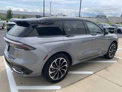 2025 Lincoln Nautilus, $55999. Photo 8