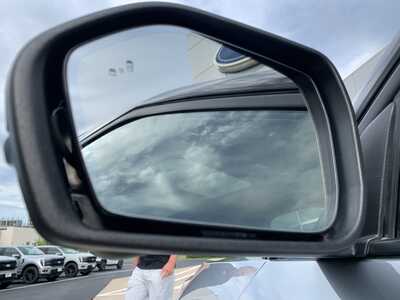 2022 Ford Explorer, $31999. Photo 10