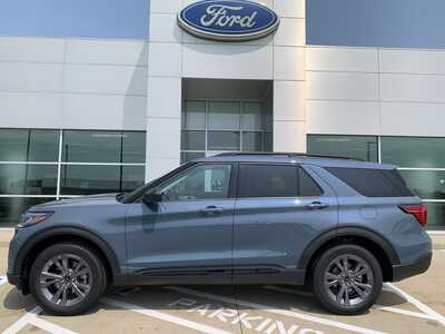 2026 Ford Explorer, $43999. Photo 4