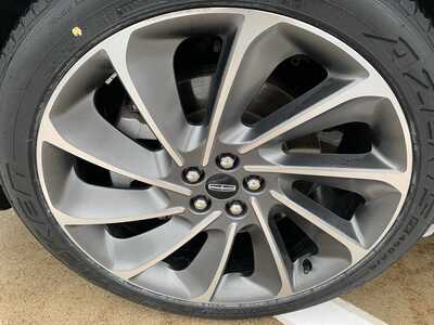 2021 Lincoln Nautilus, $23999. Photo 12