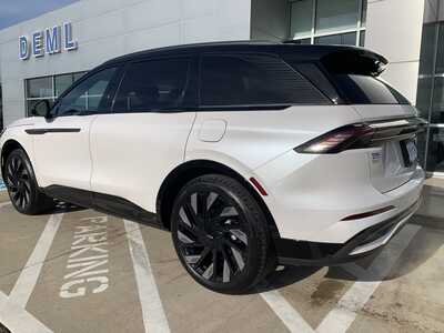 2026 Lincoln Nautilus, $70995. Photo 3