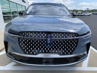 2026 Lincoln Nautilus, $67995. Photo 5