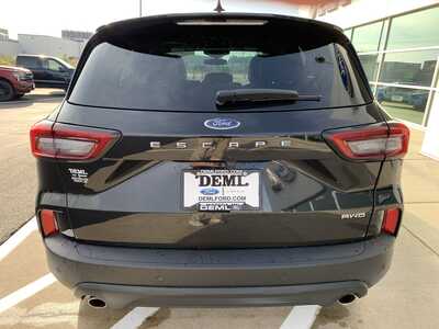 2025 Ford Escape, $23999. Photo 6