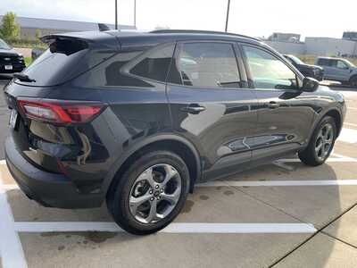 2025 Ford Escape, $23999. Photo 8