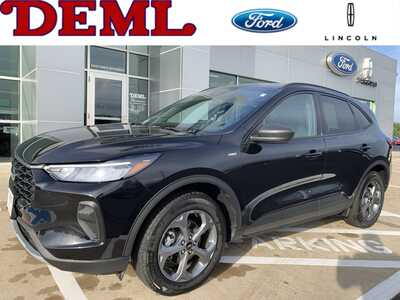 2025 Ford Escape, $23999. Photo 1
