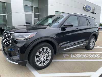 2025 Ford Explorer, $41999. Photo 2