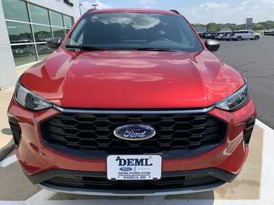 2025 Ford Escape, $23999. Photo 5