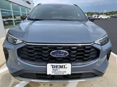 2025 Ford Escape, $23999. Photo 5