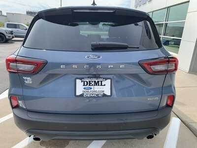 2025 Ford Escape, $23999. Photo 6
