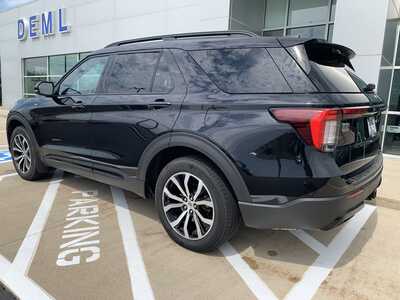 2025 Ford Explorer, $37999. Photo 3