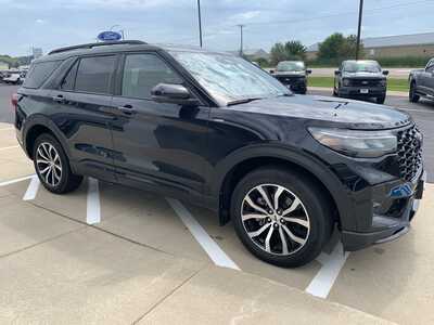 2025 Ford Explorer, $37999. Photo 8