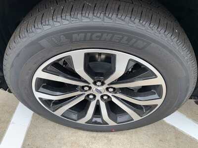 2027 Ford Explorer, $47649. Photo 5