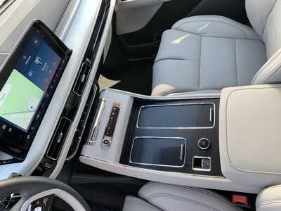 2027 Lincoln Aviator, $79999. Photo 12