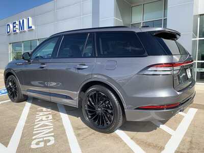2027 Lincoln Aviator, $79999. Photo 3